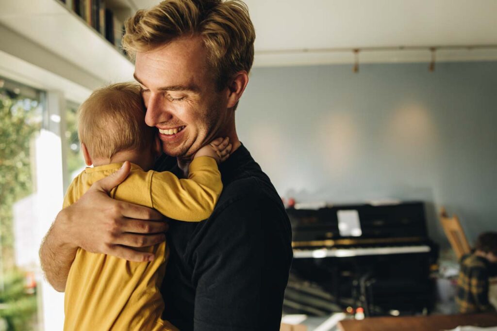 Minnesota father taking leave to bond with newborn infant